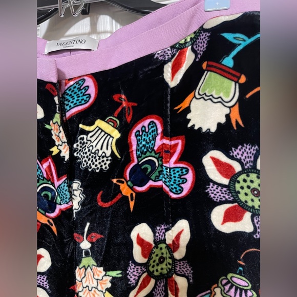 Authentic Valentino Garavani Floral Blend Printed Mid-Rise Pants - Picture 6 of 13